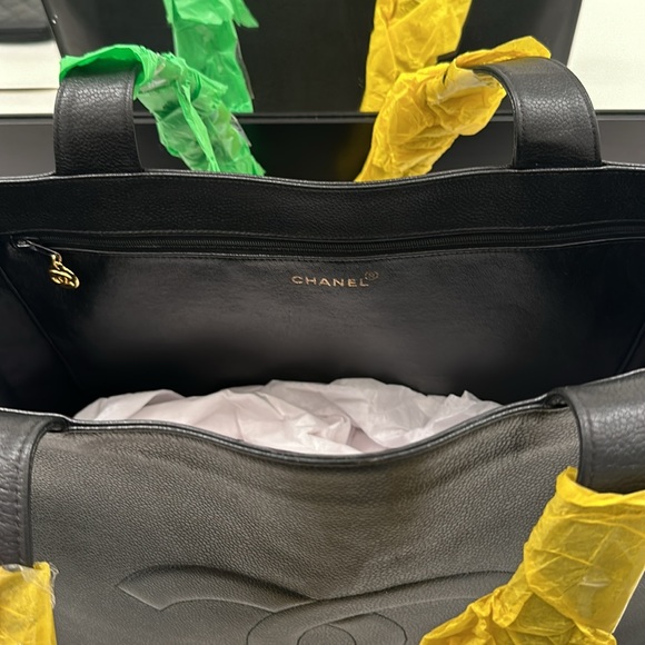 Authentic CHANEL CC JUMBO XL LOGO CAVIAR SHOPPER TOTE BAG + Chanel Zip Wallet - Picture 9 of 16